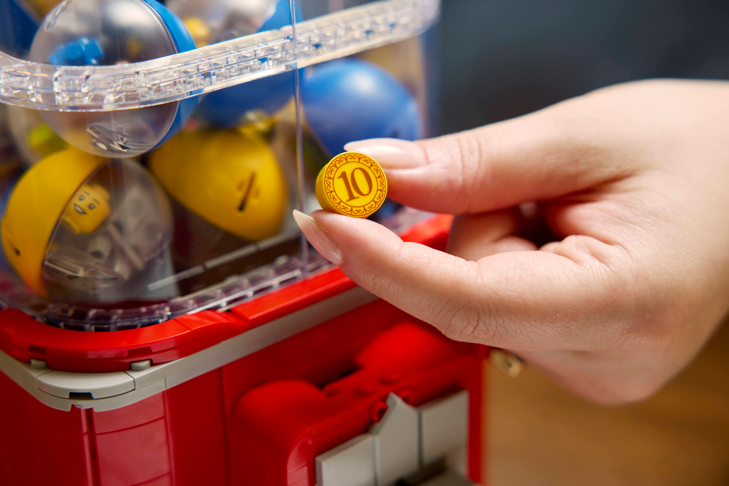 Ideas 21358 Spielzeugautomat mit Minifiguren
