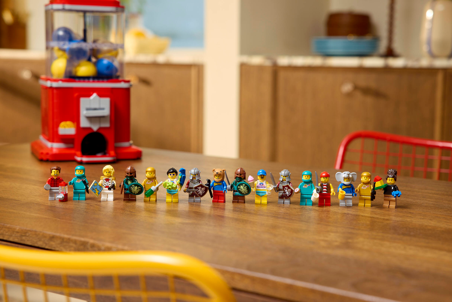 Ideas 21358 Spielzeugautomat mit Minifiguren