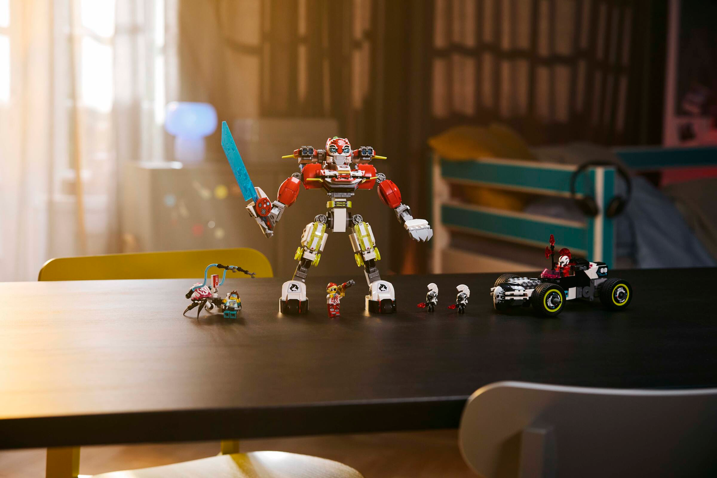 DREAMZzz 71497 Coopers Tiger-Mech und Zero's Hot Rod Auto