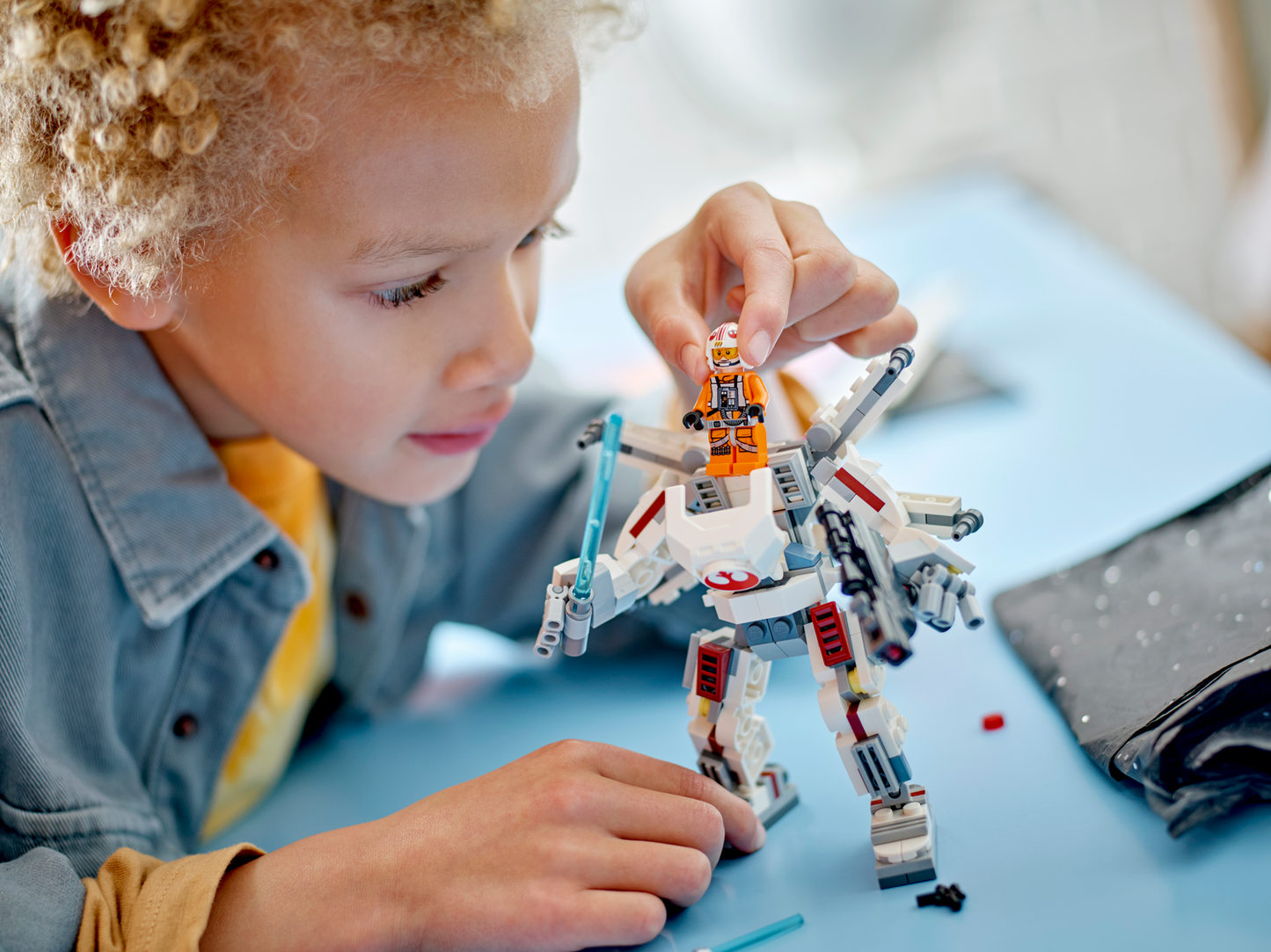 Star Wars 75390 Luke Skywalkers X-Wing Mech