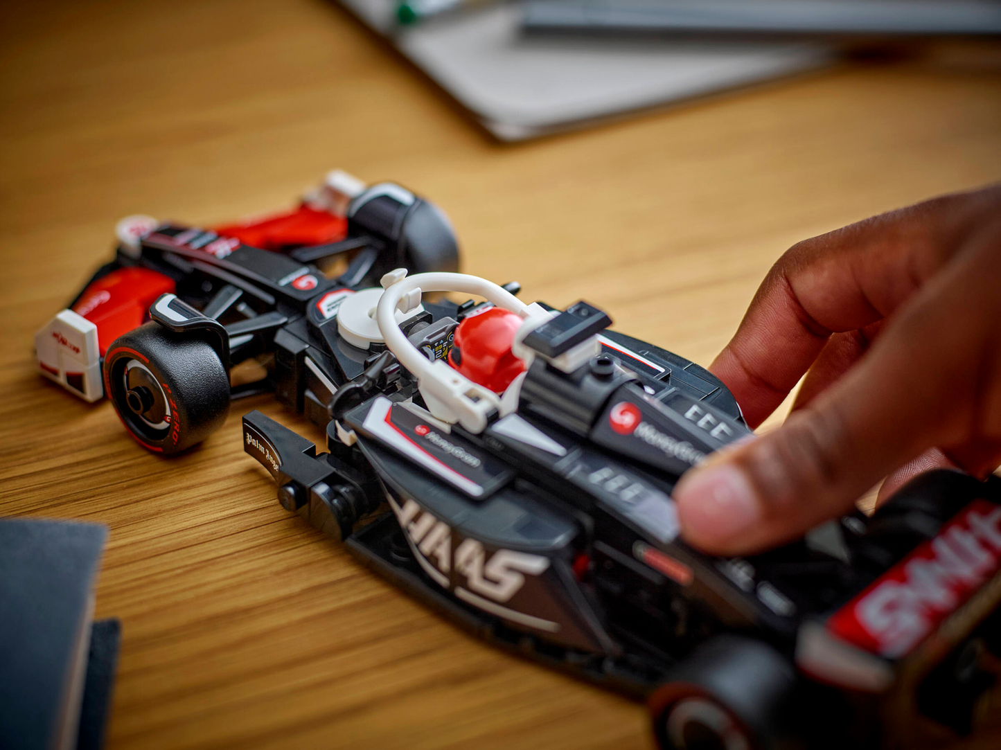 Speed Champions 77250 MoneyGram Haas F1 Team VF-24 Rennauto