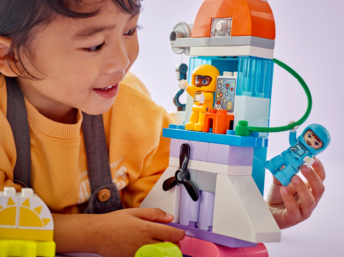 DUPLO 10422 3-in-1-Spaceshuttle für viele Abenteuer