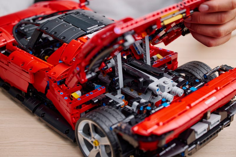 Technic 42143 Ferrari Daytona SP3