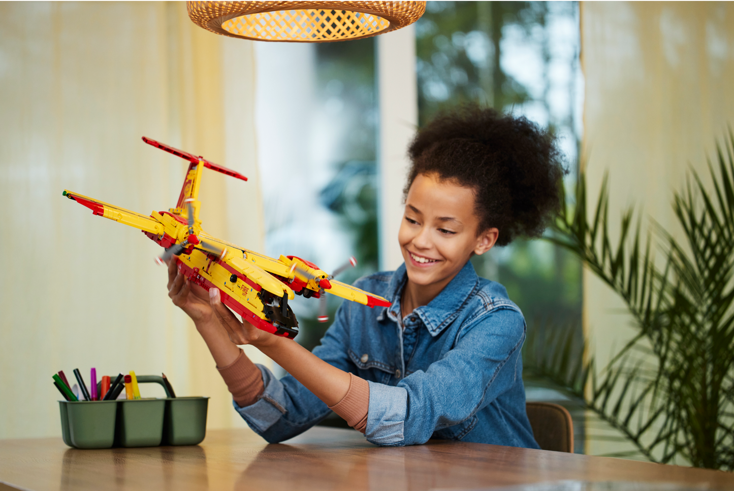 Technic 42152 Löschflugzeug