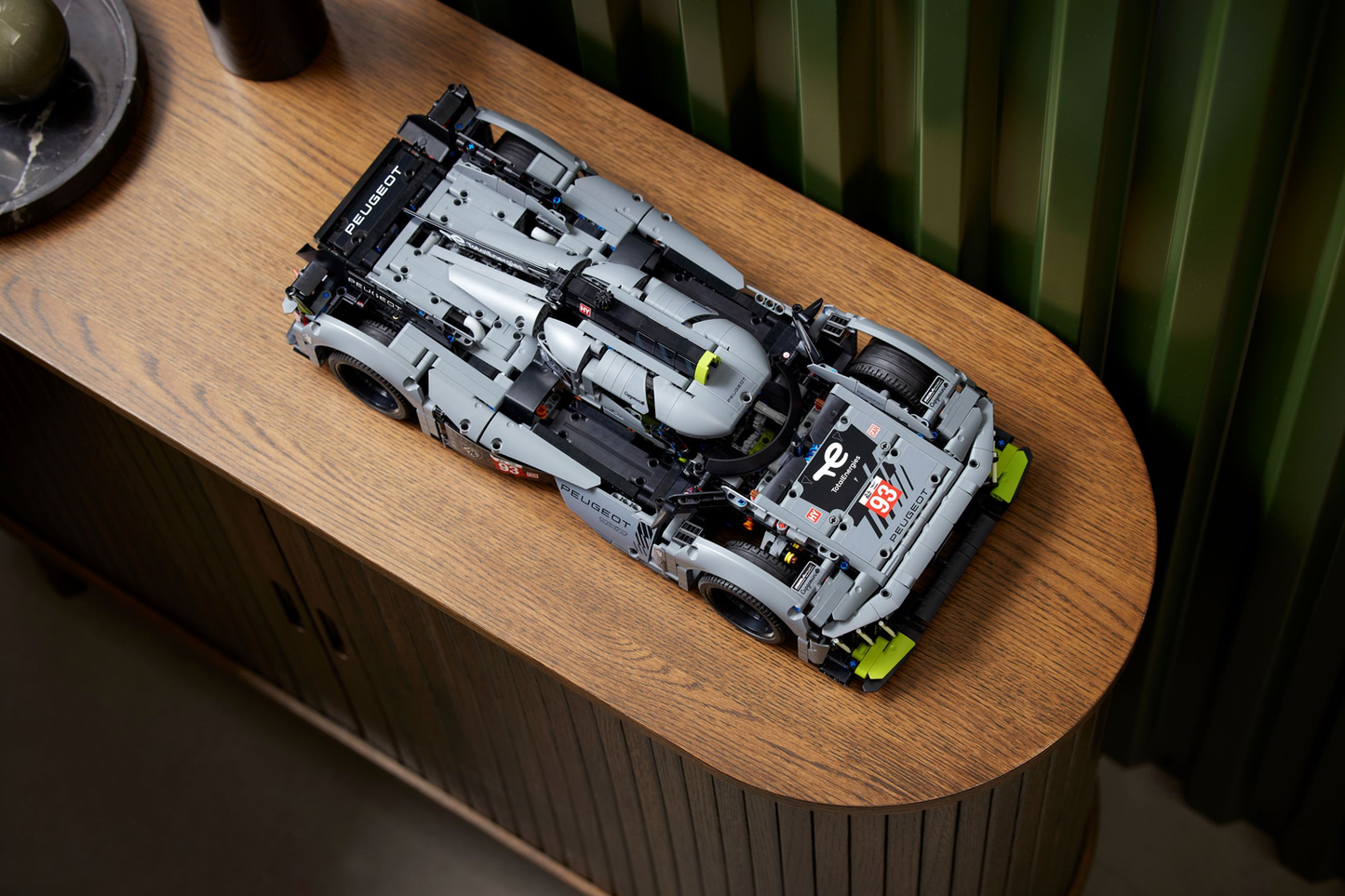 Technic 42156 PEUGEOT 9X8 24H Le Mans Hybrid Hypercar