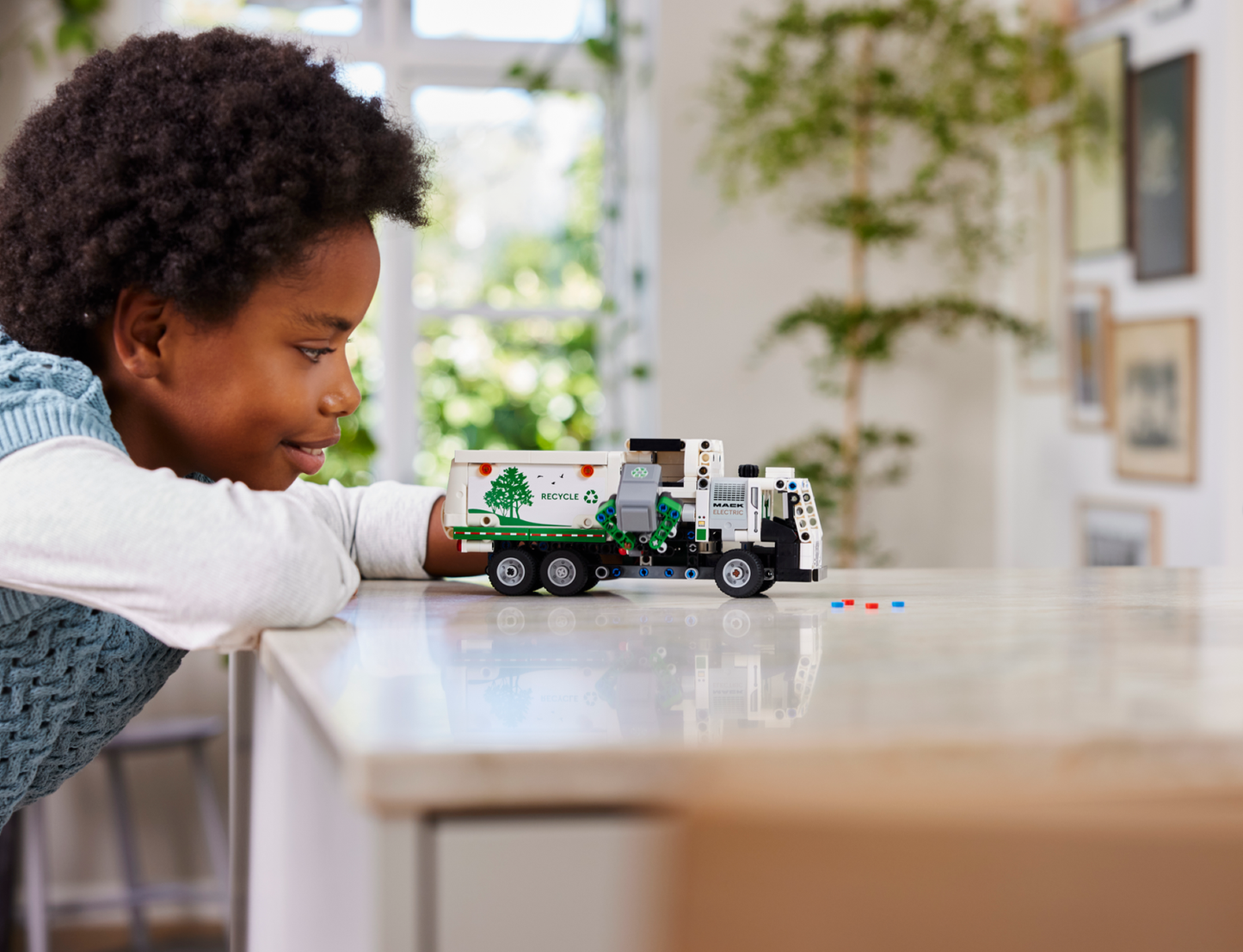 Technic 42167 Mack LR Electric Müllwagen