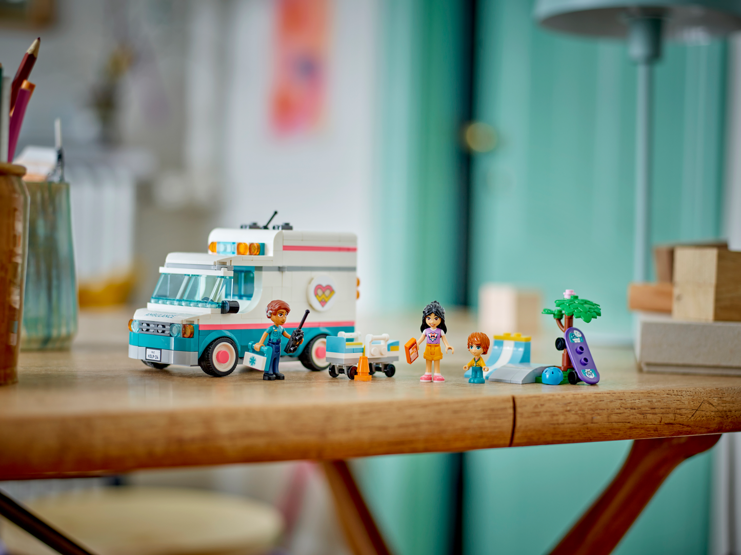 Friends 42613 Heartlake City Rettungswagen