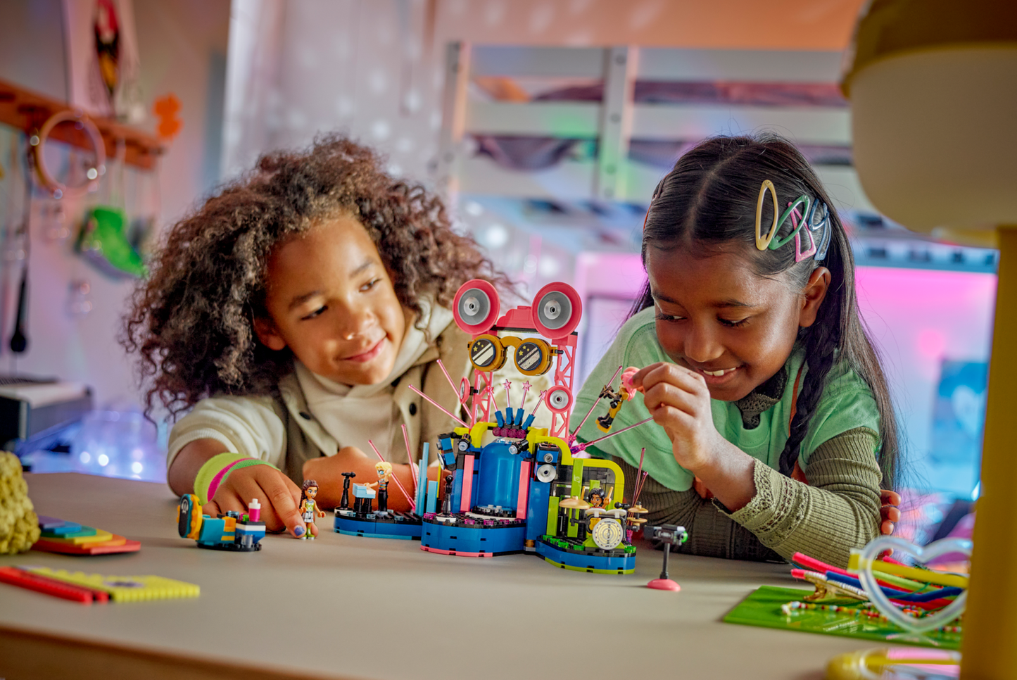 Friends 42616 Talentshow in Heartlake City