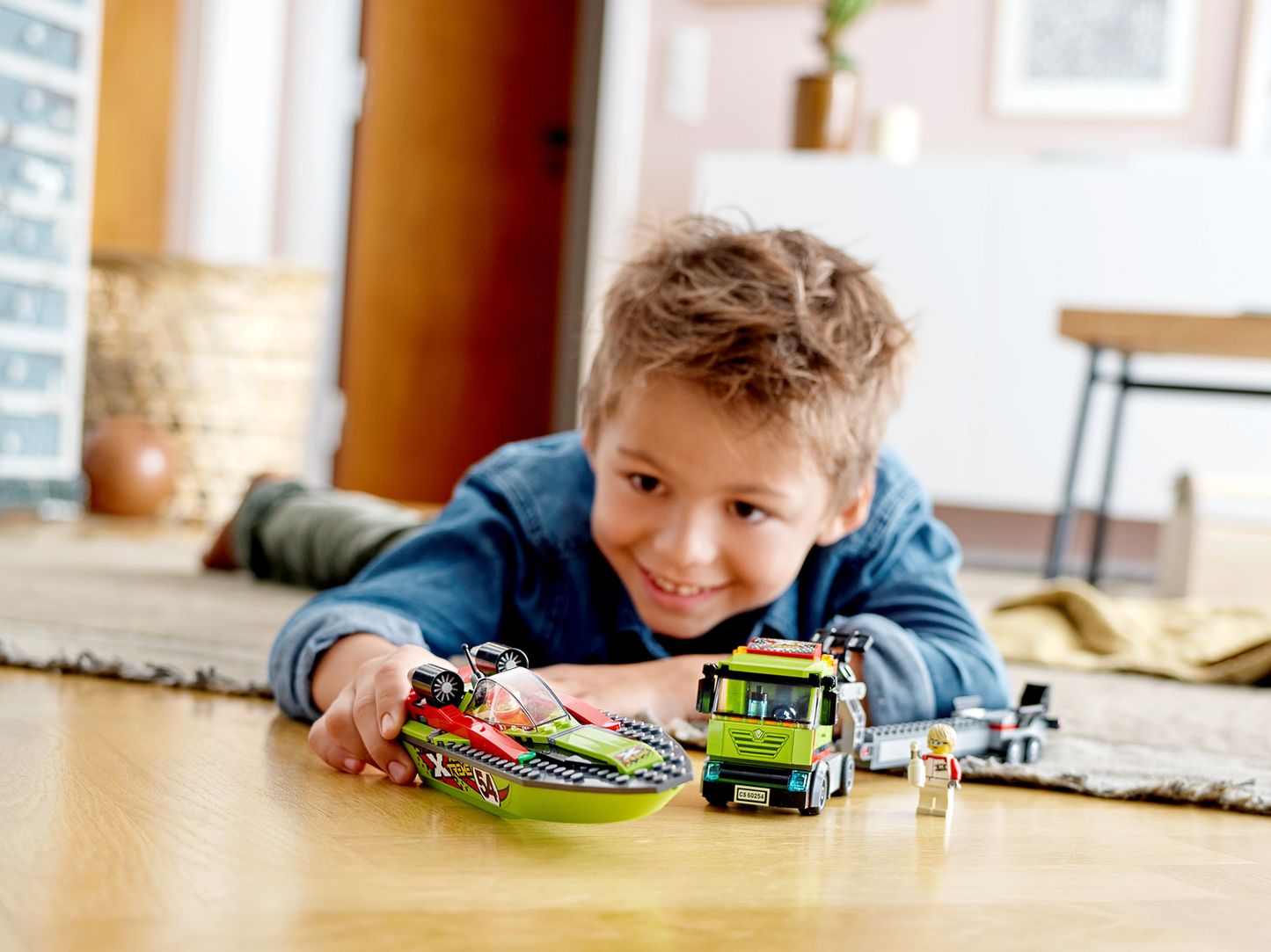 City 60254 Rennboot-Transporter