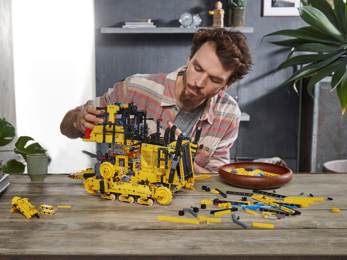 Technic 42131 Appgesteuerter Cat D11 Bulldozer