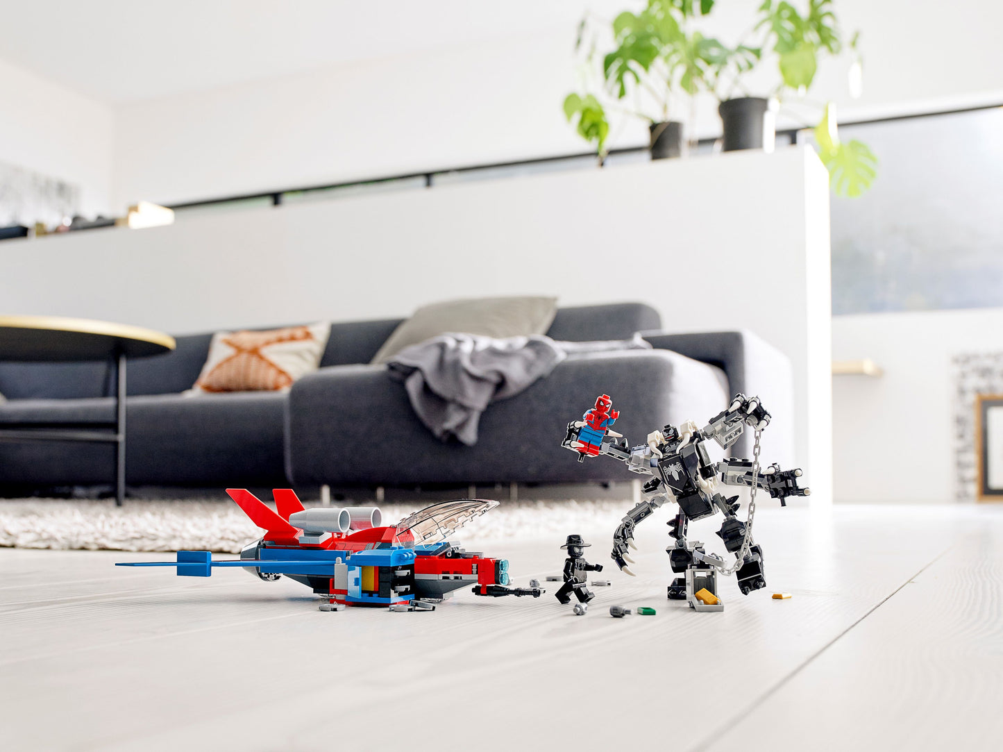 Super Heroes 76150 Spiderjet vs Venom Mech