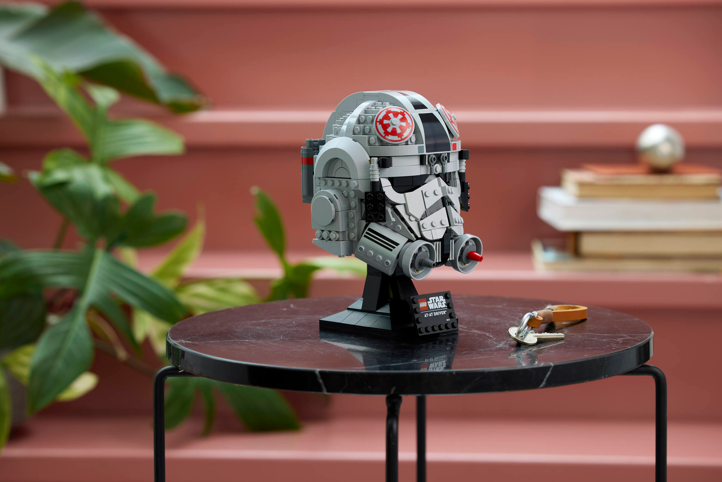 Star Wars 75429 AT-AT Pilot Helm
