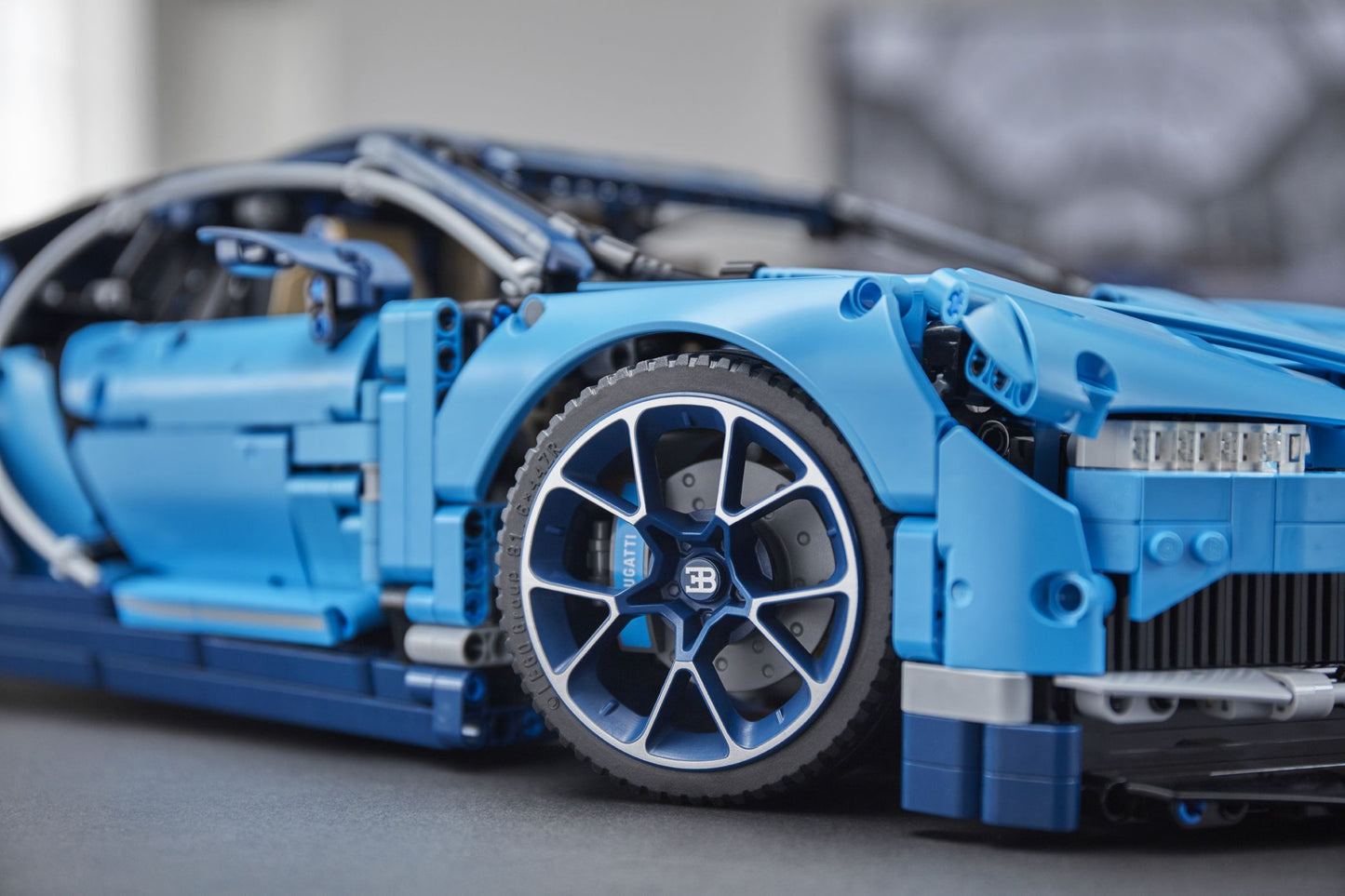 Technic 42083 Bugatti Chiron