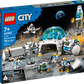 City 60350 Mond-Forschungsbasis
