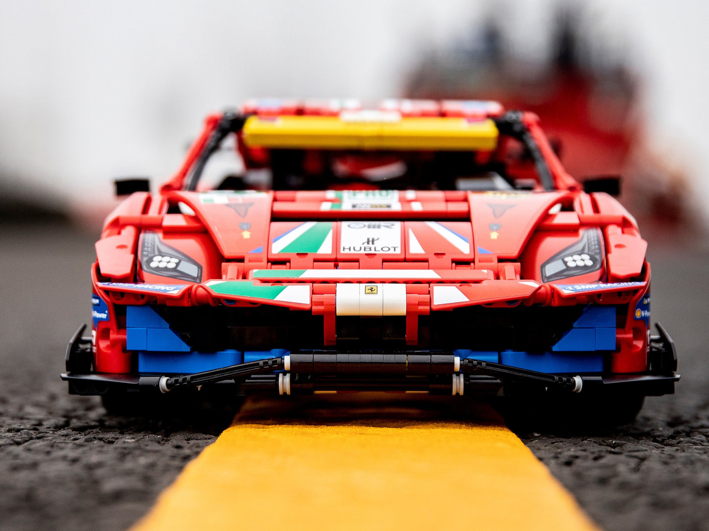 Technic 42125 Ferrari 488 GTE“AF Corse #51”