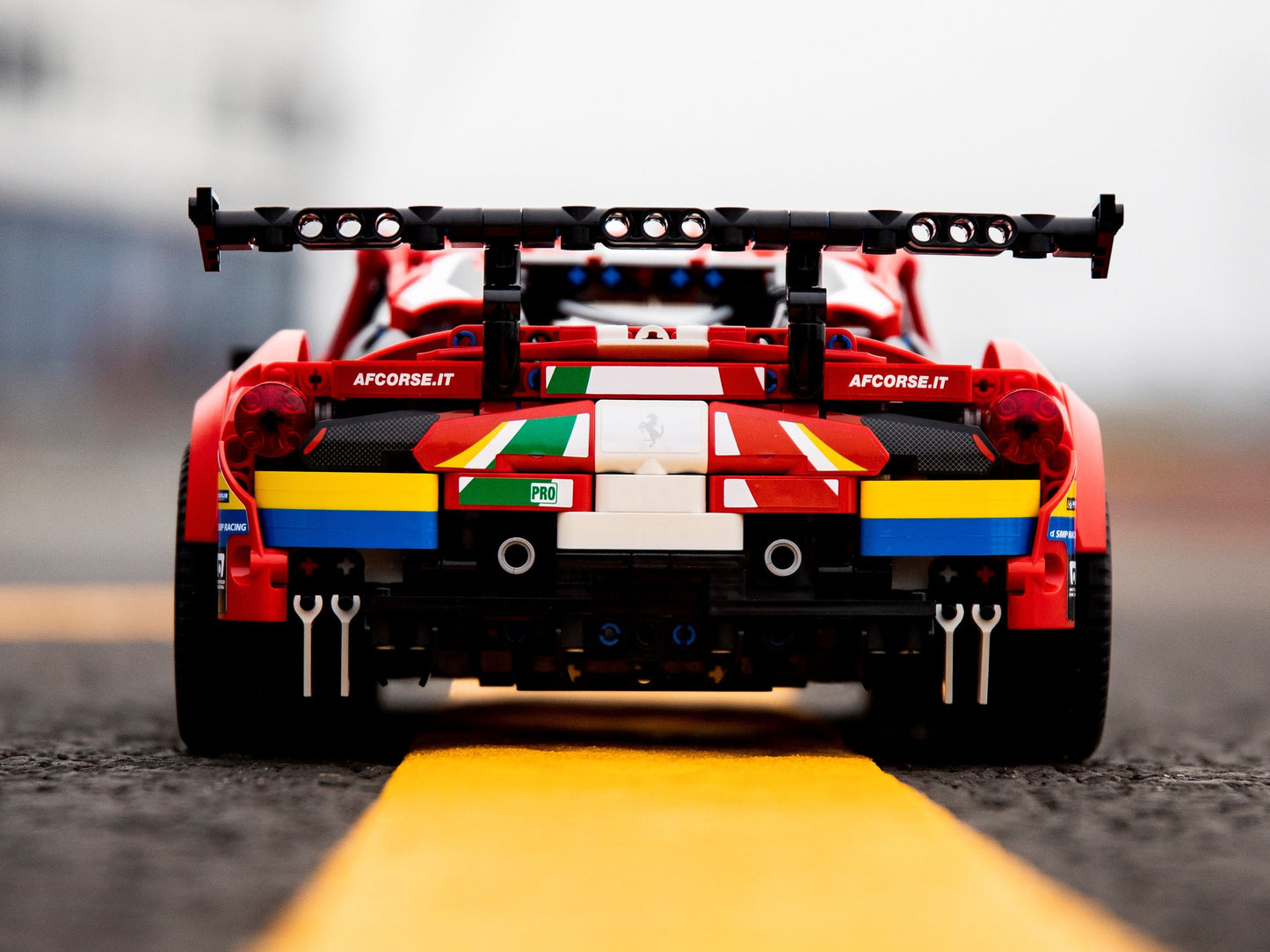 Technic 42125 Ferrari 488 GTE“AF Corse #51”